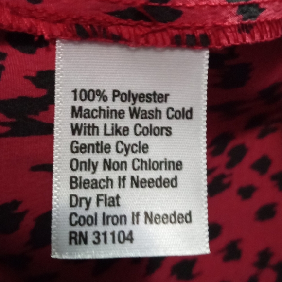 Madison Red and Black Geometric Blouse - Picture 5 of 6